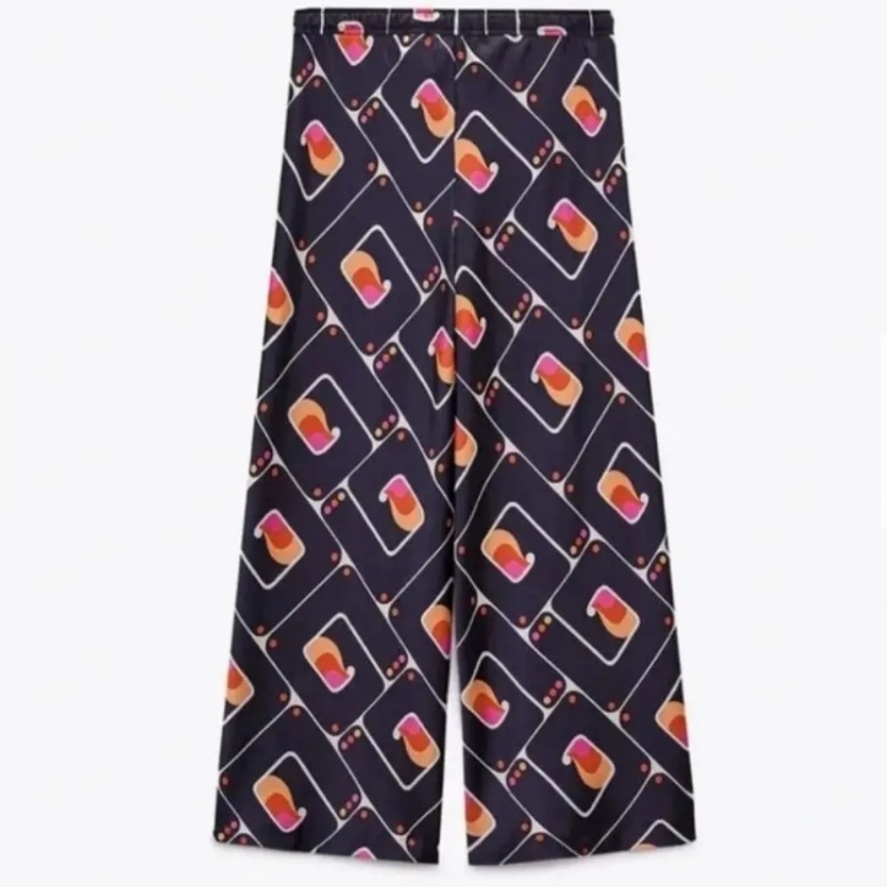 NWT ZARA Geometric Print (Only Pants)